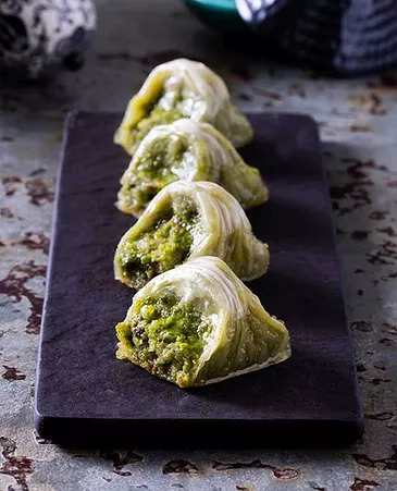 Hafiz Mustafa Nip Baklava with Pistachio
