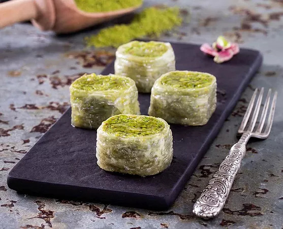 Hafiz Mustafa Palace Baklava with Pistachio