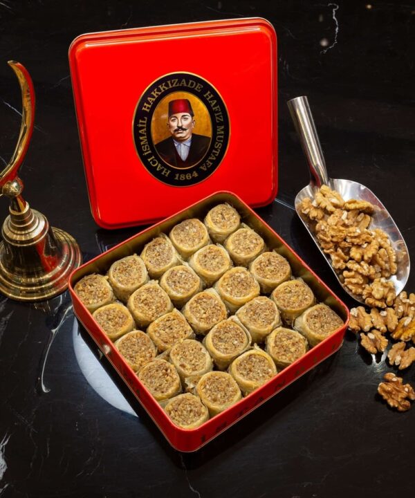 Hafiz Mustafa Palace Baklava with Walnut box