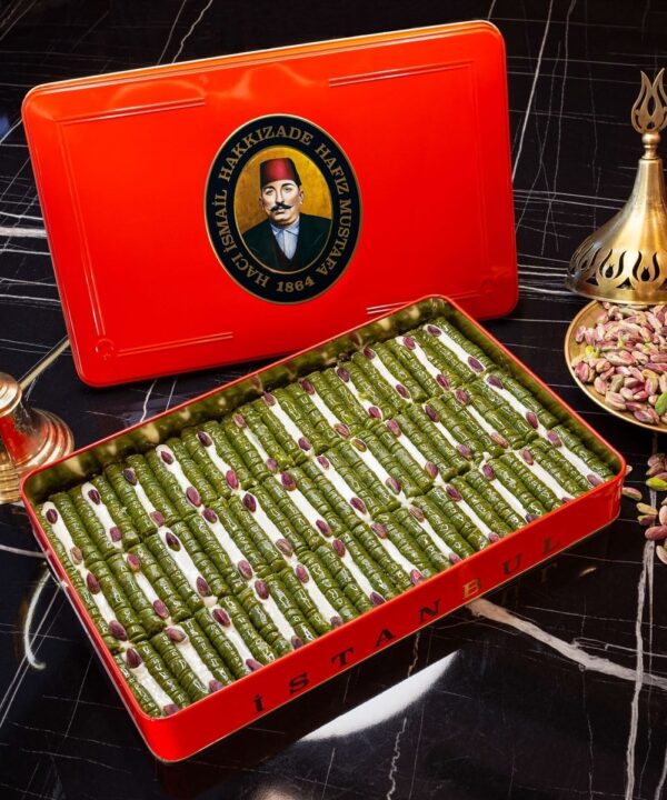Hafiz Mustafa Princess Baklava with Pistachio kutu