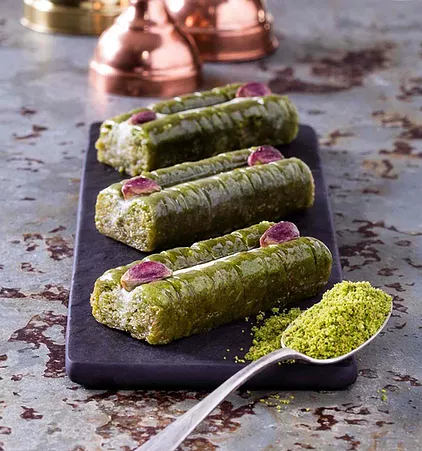 Hafiz Mustafa Princess Baklava with Pistachio