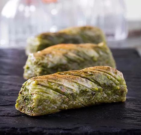 Hafiz Mustafa Twister Baklava with Pistachio